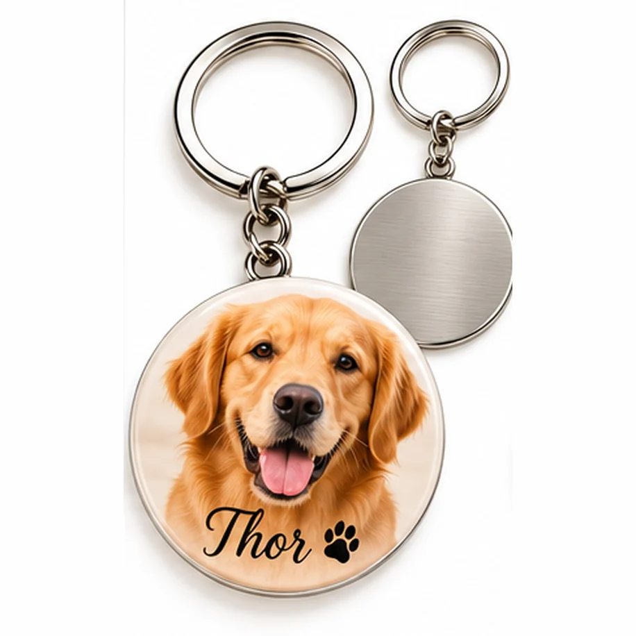 Chaveiro personalizado com foto de cachorro golden retriever sorrindo e o nome Thor com uma patinha